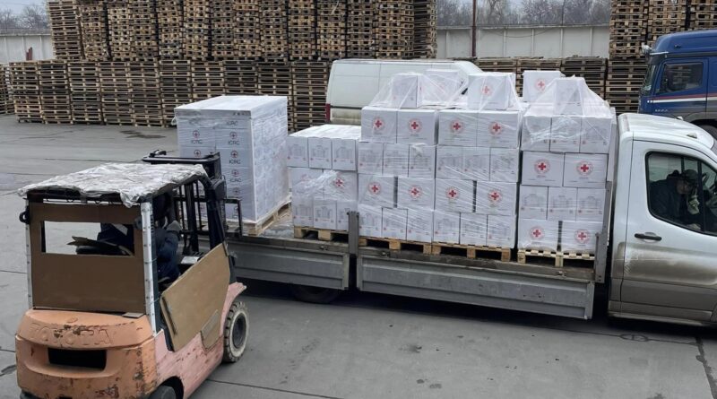 Координаційний гуманітарний штаб при Одеській районній державній адміністрації передав 1000 продуктових наборів для ВПО