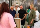 На території ТРЦ “Рів’єра” відбувся ярмарок “ОдесаКрафт” — вже друга щорічна подія, яка об’єднує крафтових виробників з усієї Одещини.