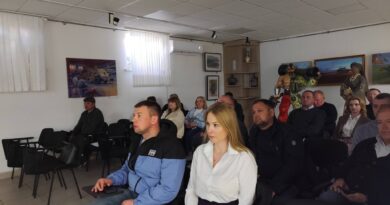 Сьогодні у рамках діяльності Президії Конгресу місцевих та регіональних влад при Президентові України відбулося засідання формату «Діалог з громадами», присвячене розгляду державних програм у сфері соціальної політики, що реалізуються в регіонах і громадах у 2026 році