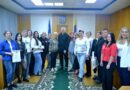 Ніколи не припинимо казати слова вдячності та цінувати наших медиків – адже скільки б не казали, слів завжди буде замало. За добре серце, за витримку, за турботу – дякуємо за все, що Ви робите щодня.