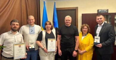 З нагоди Дня державної служби України відзначено державних службовців